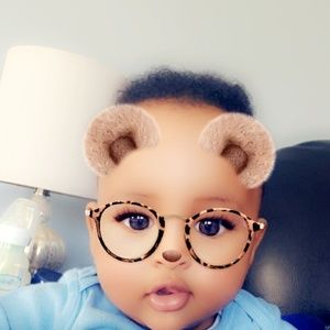 Meet your Posher, Amina